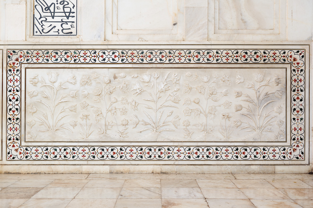 Releief mit Verziererung aus Edelsteinen, Taj Mahal, Agra